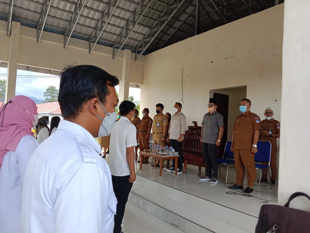 Bupati Hadiri Pembukaan Ujian Kompetensi Calon Guru Kontrak dan Operator Sekolah Bupati Hadiri Pembukaan Ujian Kompetensi Calon Guru Kontrak dan Operator Sekolah