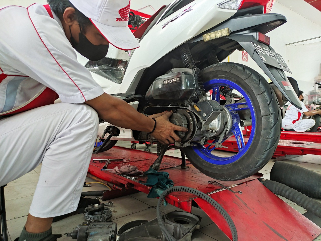 Servis Motor Honda di AHASS, Berbagai Promo hingga Cashback 65 Persen