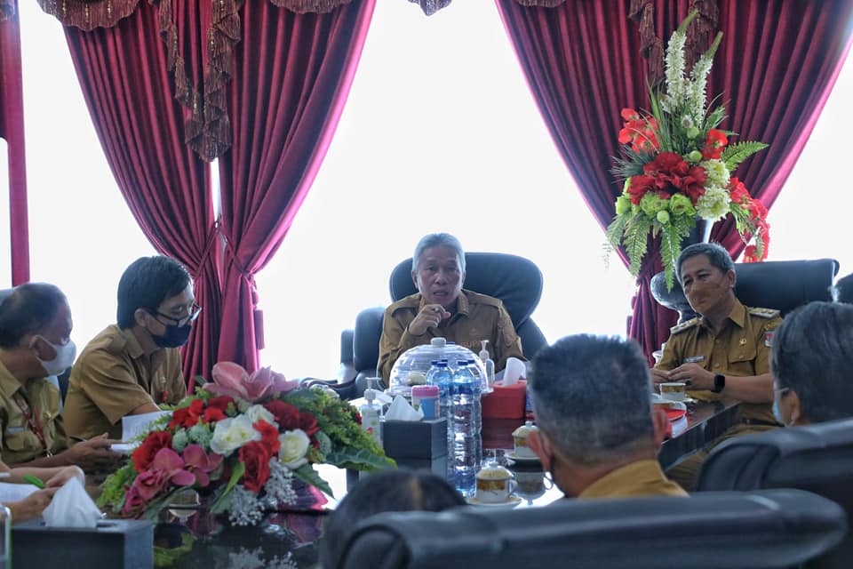Bahas Permasalahan APBDes, Pemkab Minsel Gelar Rapat Evaluasi Bahas Permasalahan APBDes, Pemkab Minsel Gelar Rapat Evaluasi