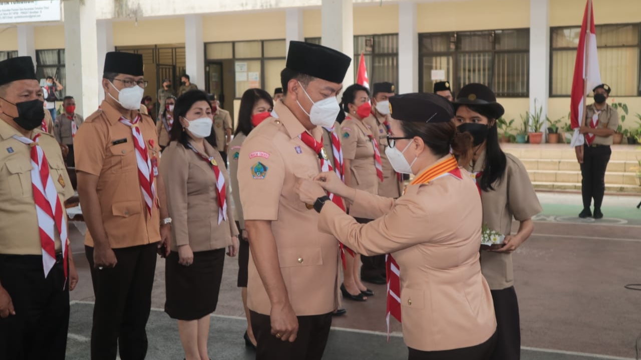 Dihadiri Kak Vanda Sarundajang, Kak Caroll Resmi Pimpin Mabicab, Kak Jeand’arc Dikukuhkan Ketua Kwarcab Pramuka Tomohon