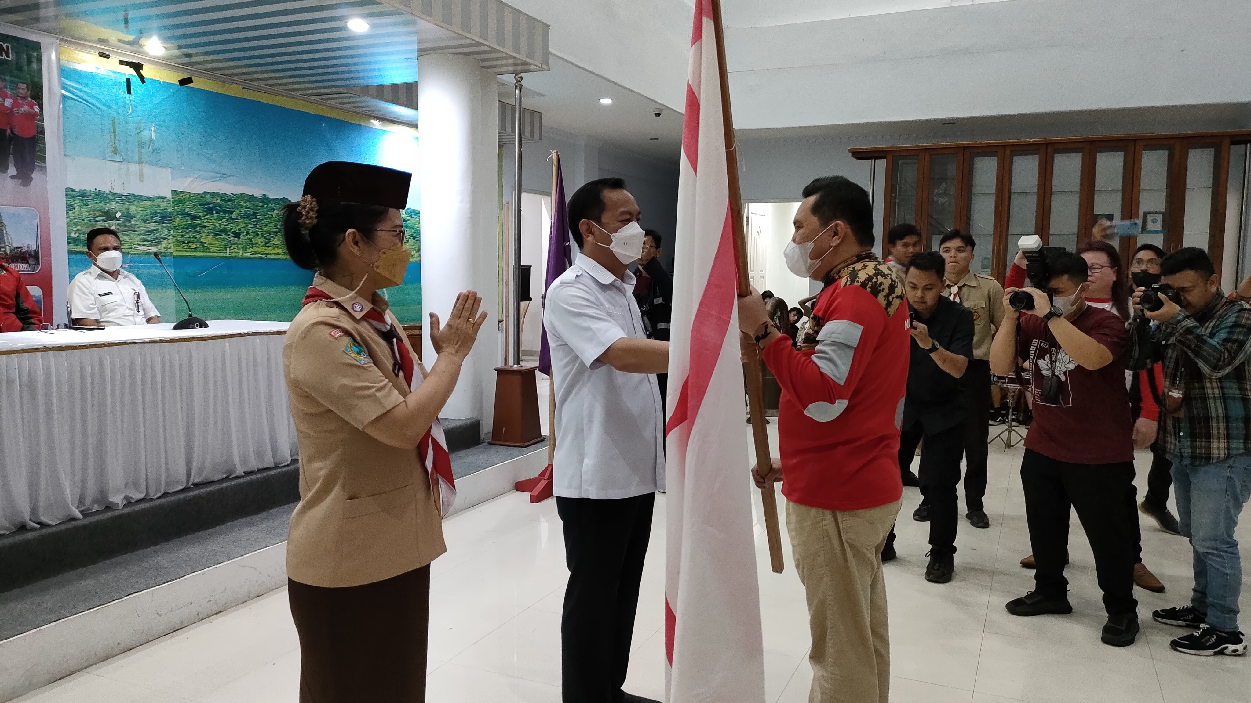 Direktur PDAM Dipercaya Pimpin Kontingen Tomohon Jamnas XI 2022 Direktur PDAM Dipercaya Pimpin Kontingen Tomohon Jamnas XI 2022