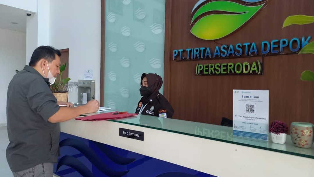 Direktur PDAM Tomohon Studi Tiru di PT Tirta Asasta Depok