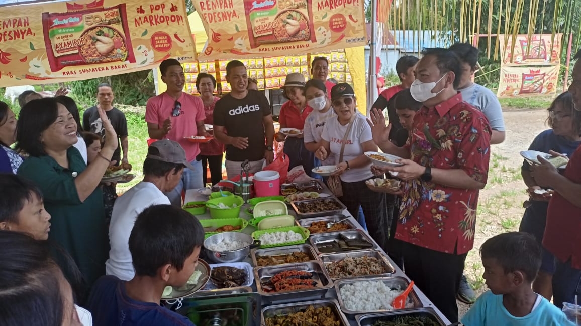 Hadiri Pesta Rakyat, Walikota Caroll Ajak Warga Tumatangtang Ikut Dukung Program Pemkot Tomohon