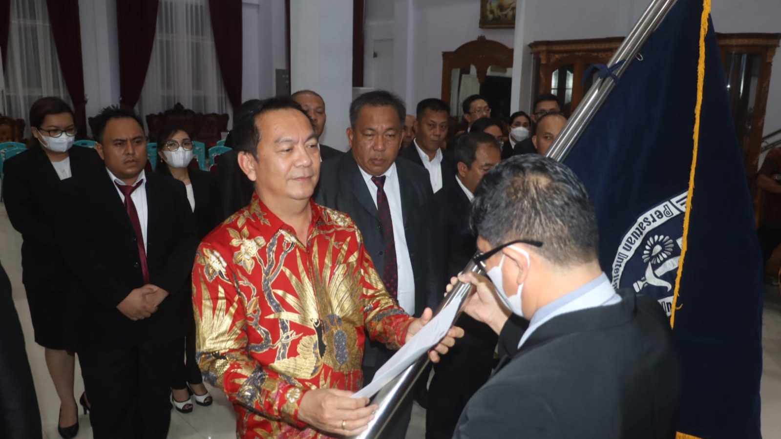 Walikota Caroll Dilantik Jabat Ketua DPC PIKI Kota Tomohon