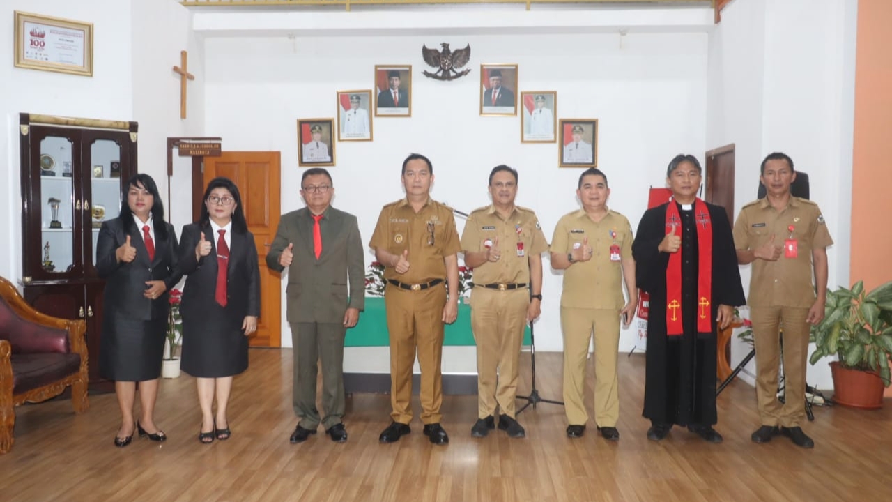 Walikota Caroll Rotasi Pejabat, Ini Yang Dilantik