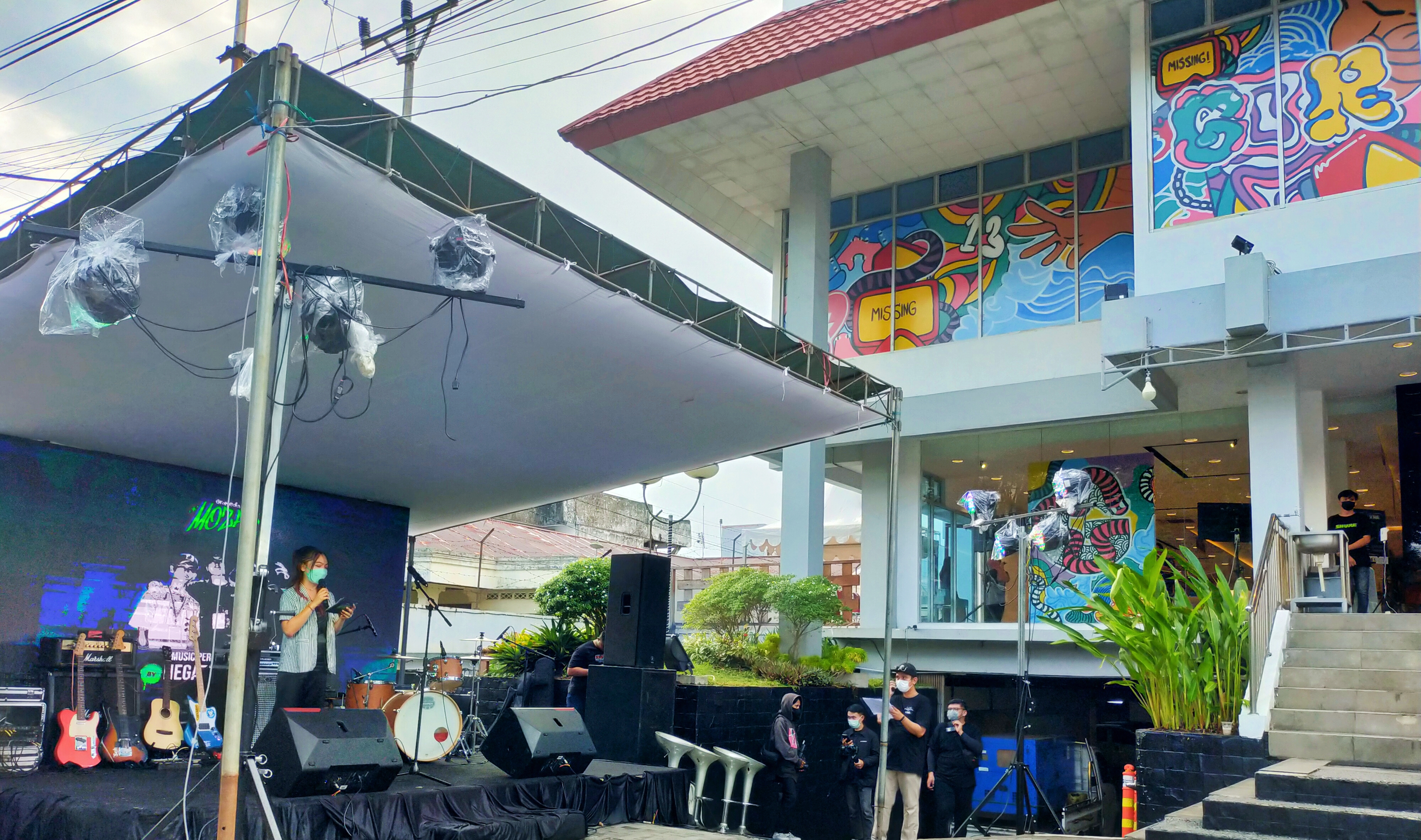 Mozaik Manado Gramedia Sukses Gaungkan Literasi untuk Ekonomi Kreatif Lokal Mozaik Manado Gramedia Sukses Gaungkan Literasi untuk Ekonomi Kreatif Lokal