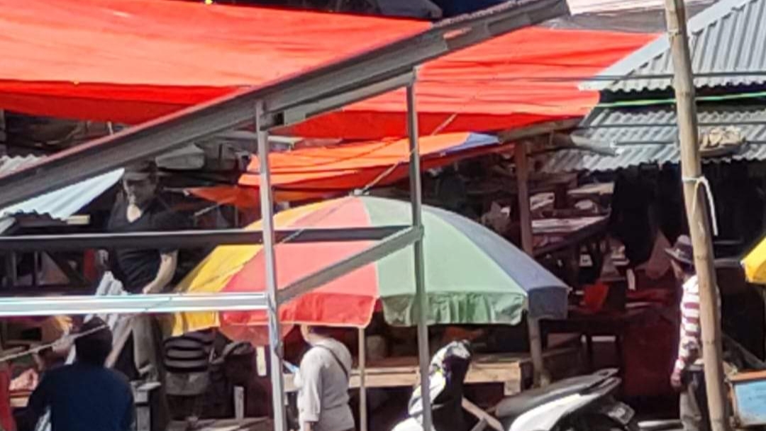 Perbaiki Los Daging Ekstrim, PD Pasar Relokasi Sementara 80-85 Pedagang