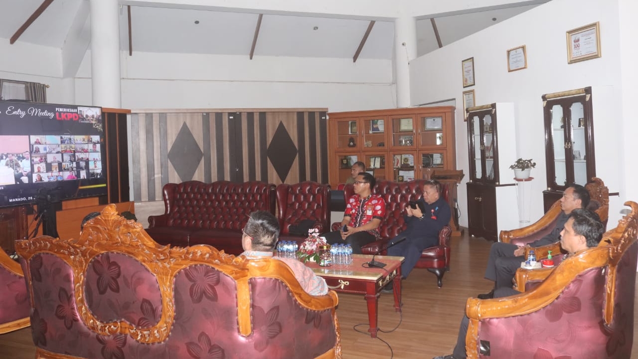 Walikota Caroll Ikuti Entry Meeting BPK RI Tahun 2023 Walikota Caroll Ikuti Entry Meeting BPK RI Tahun 2023
