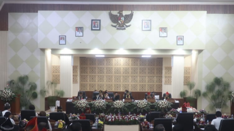 Dihadiri Wagub Steven Kandouw, Paripurna Istimewa DPRD Tomohon Hari Jadi ke-20 Tahun 2023 Gunakan Bahasa Tombulu Dihadiri Wagub Steven Kandouw, Paripurna Istimewa DPRD Tomohon Hari Jadi ke-20 Tahun 2023 Gunakan Bahasa Tombulu