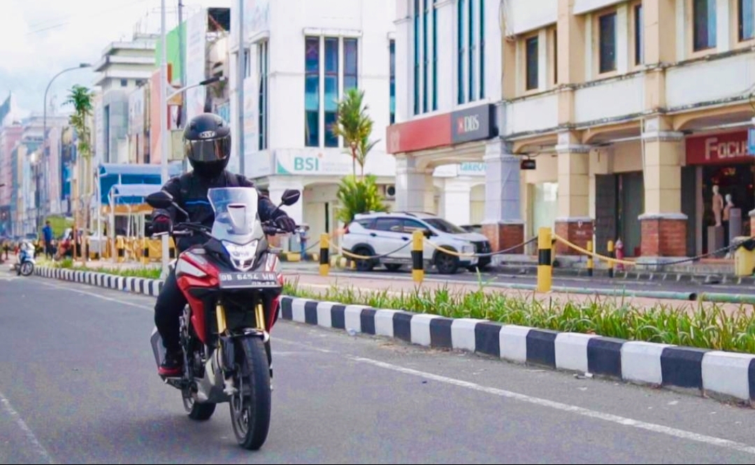 10 Tips Berkendara Aman dari Honda