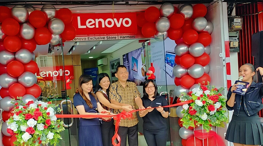 Pertama di Indonesia Timur, Lenovo Resmikan  Exclusive Store dan Legion Store di Manado