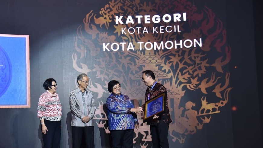 Kota Tomohon Raih Adipura Tahun 2022, Walikota Caroll Ajak Warga Tetap Menjaga Lingkungan Bersih dan Sehat