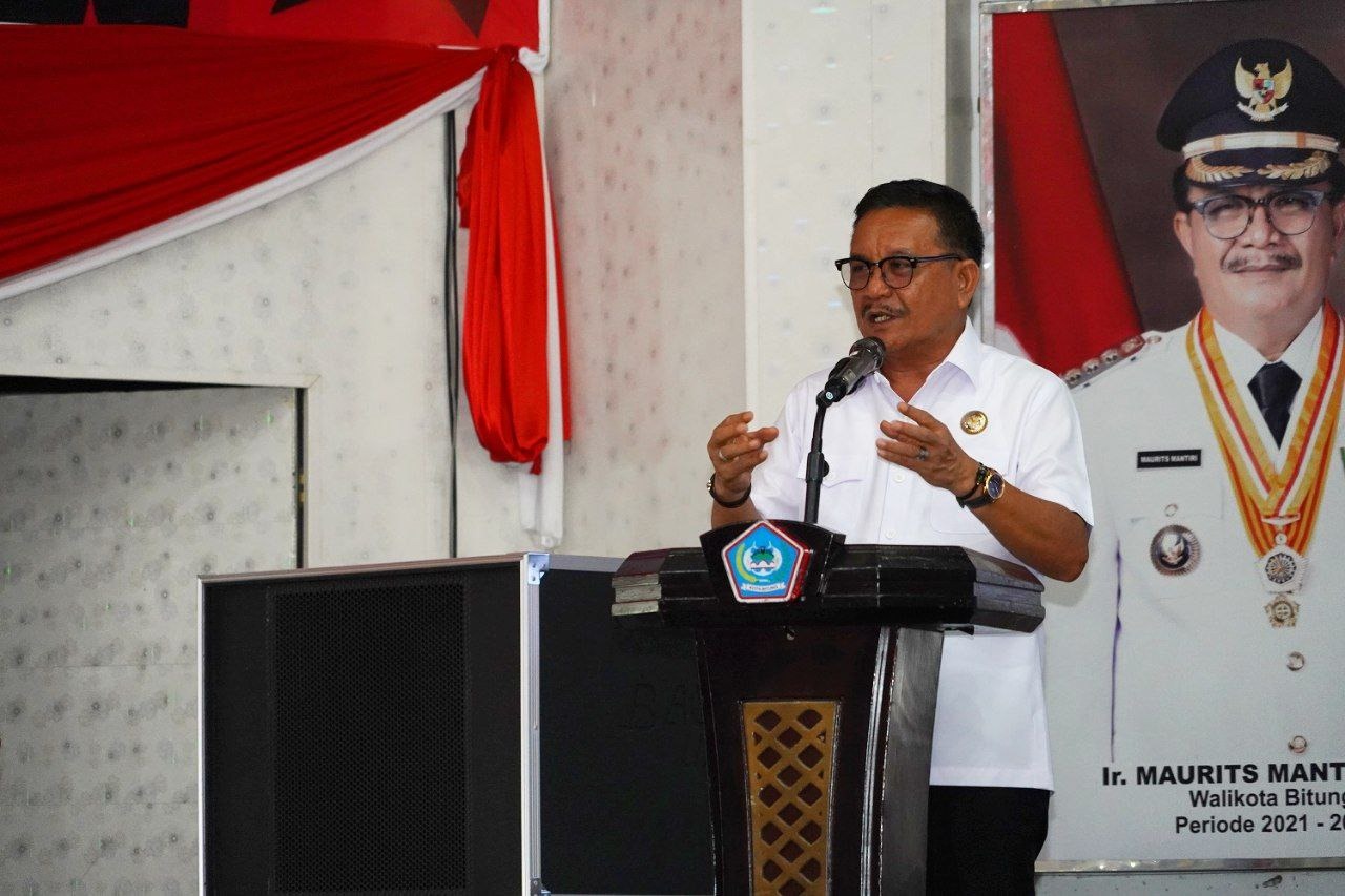 Maurits Mantiri Buka Kegiatan Forum Diskusi North Sulawesi Student Association Kota Bitung