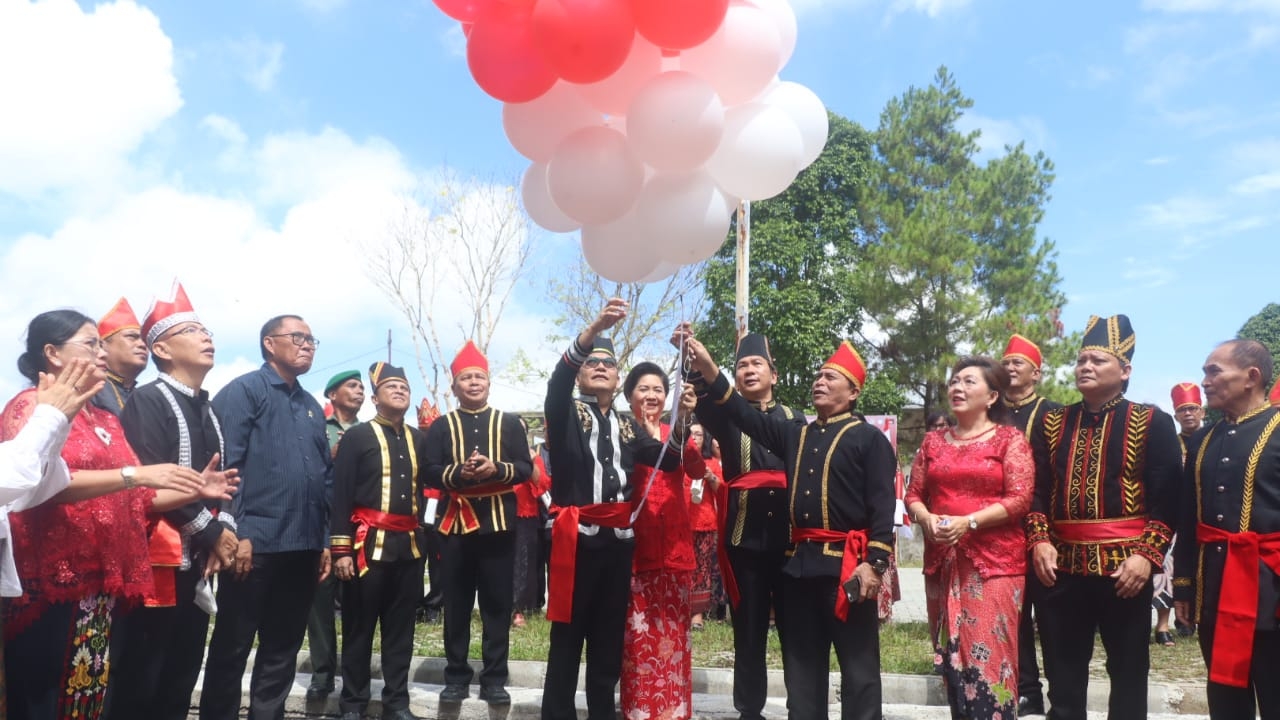 Walikota Caroll Launching Program Sahabat Hebat Kurikulum Merdeka Kota Tomohon