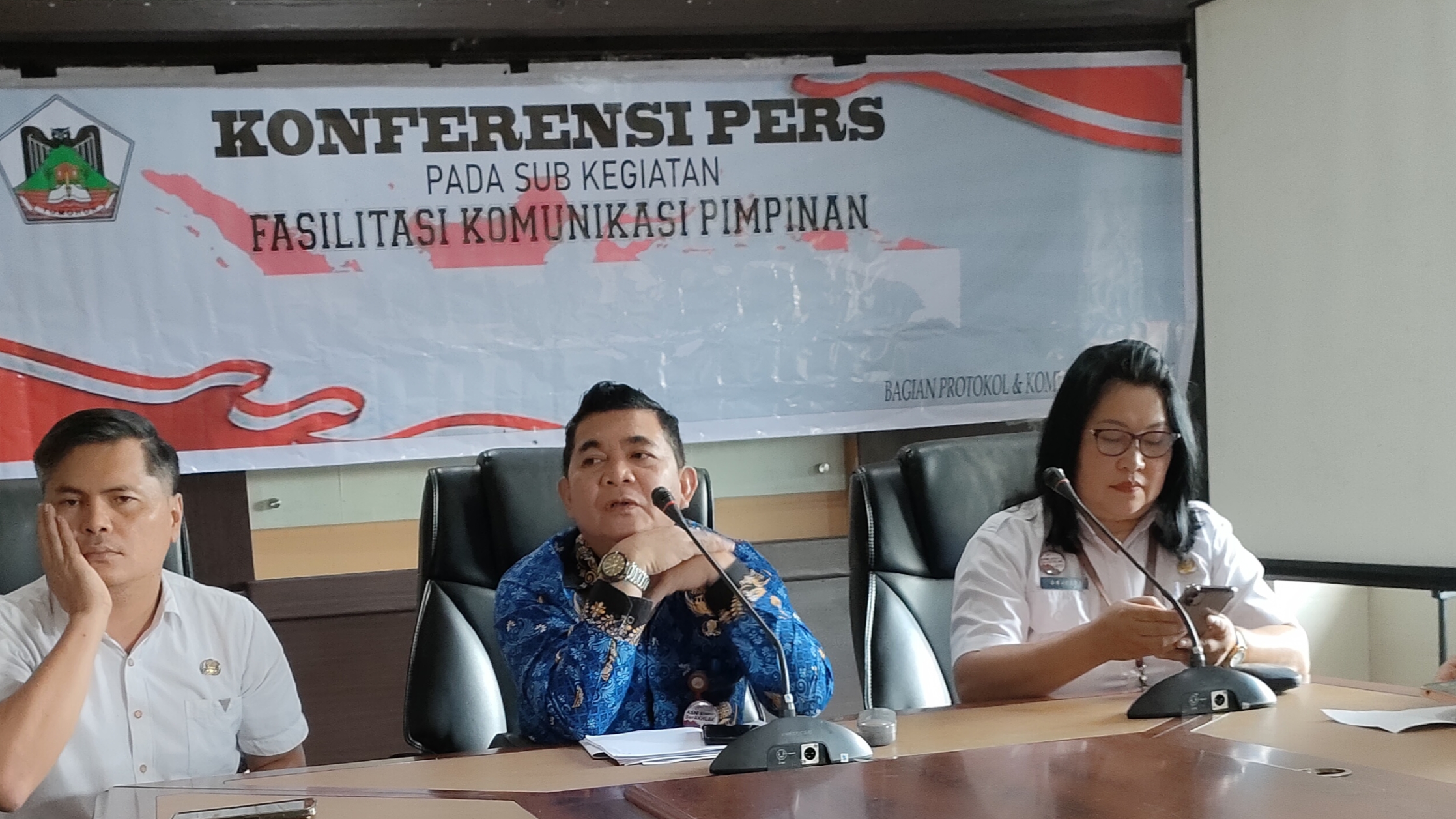 Layanan Prima CSWL, Picu PAD DPMPTSP Tomohon Capai 200% Triwulan Pertama Layanan Prima CSWL, Picu PAD DPMPTSP Tomohon Capai 200% Triwulan Pertama