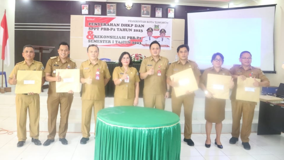Penyerahan DHKP SPPT PBB-P2 Tahun 2023 Capai Rp.8.086.720.783,- Penyerahan DHKP SPPT PBB-P2 Tahun 2023 Capai Rp.8.086.720.783,-