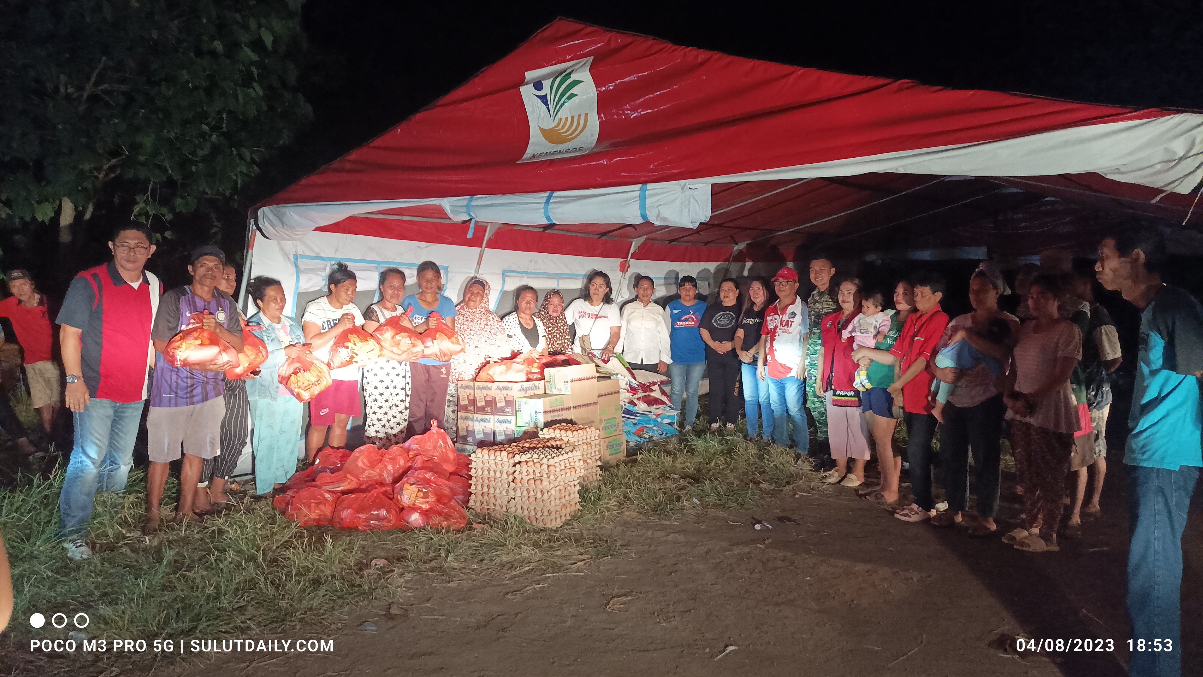 Melalui Dinsos, Pemkot Bitung Salurkan Bantuan Untuk Warga Korban Eks HGU Kinaleosan