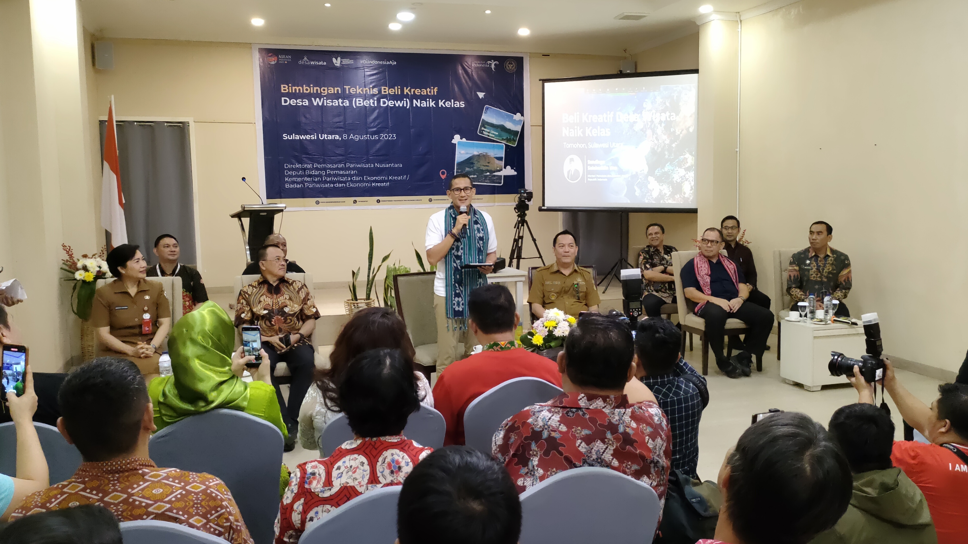 Bimtek Beti Dewi Naik Kelas, Ini Kata Menparekraf Sandiaga Uno