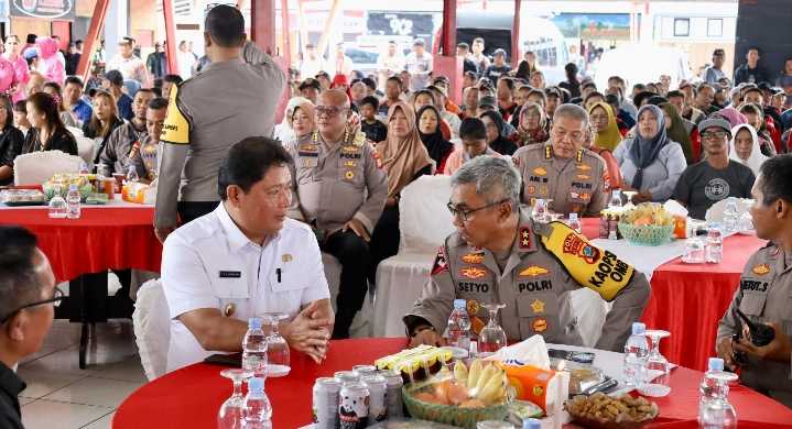 Bupati Kumendong Dampingi Kapolda Sulut Layani Masyarakat di Benteng Moraya Tondano