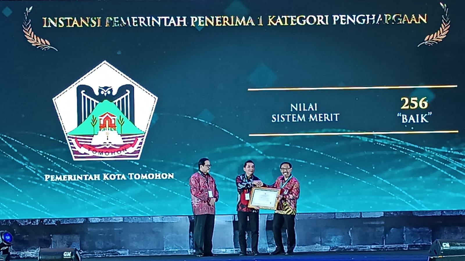 Kepemimpinan Caroll Senduk di Tomohon Raih Penghargaan Meritokrasi KASN Tahun 2023 Kepemimpinan Caroll Senduk di Tomohon Raih Penghargaan Meritokrasi KASN Tahun 2023