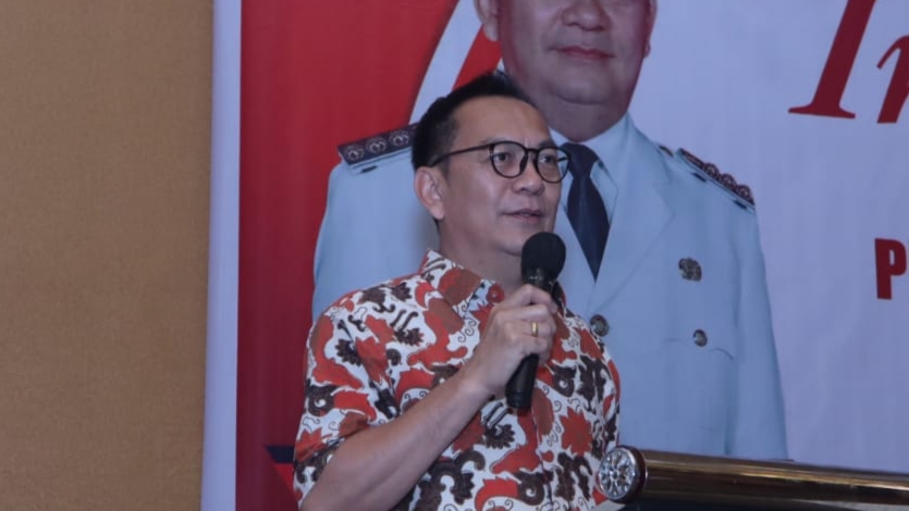 SPBE Kota Tomohon Raih Prestasi, Walikota Caroll Apresiasi Dinas Kominfo