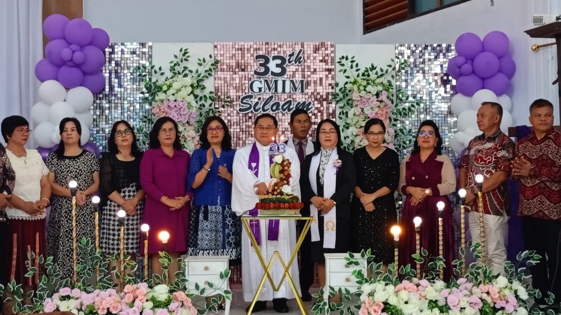Pemkot Tomohon Ikut Syukuri Ultah ke-33 GMIM Siloam Taratara Pemkot Tomohon Ikut Syukuri Ultah ke-33 GMIM Siloam Taratara