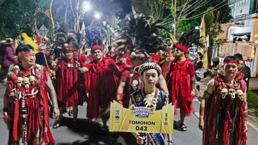 Karnaval Budaya Nusantara APEKSI 2024, Baju Adat Kabasaran Pemkot Tomohon Pukau Penonton