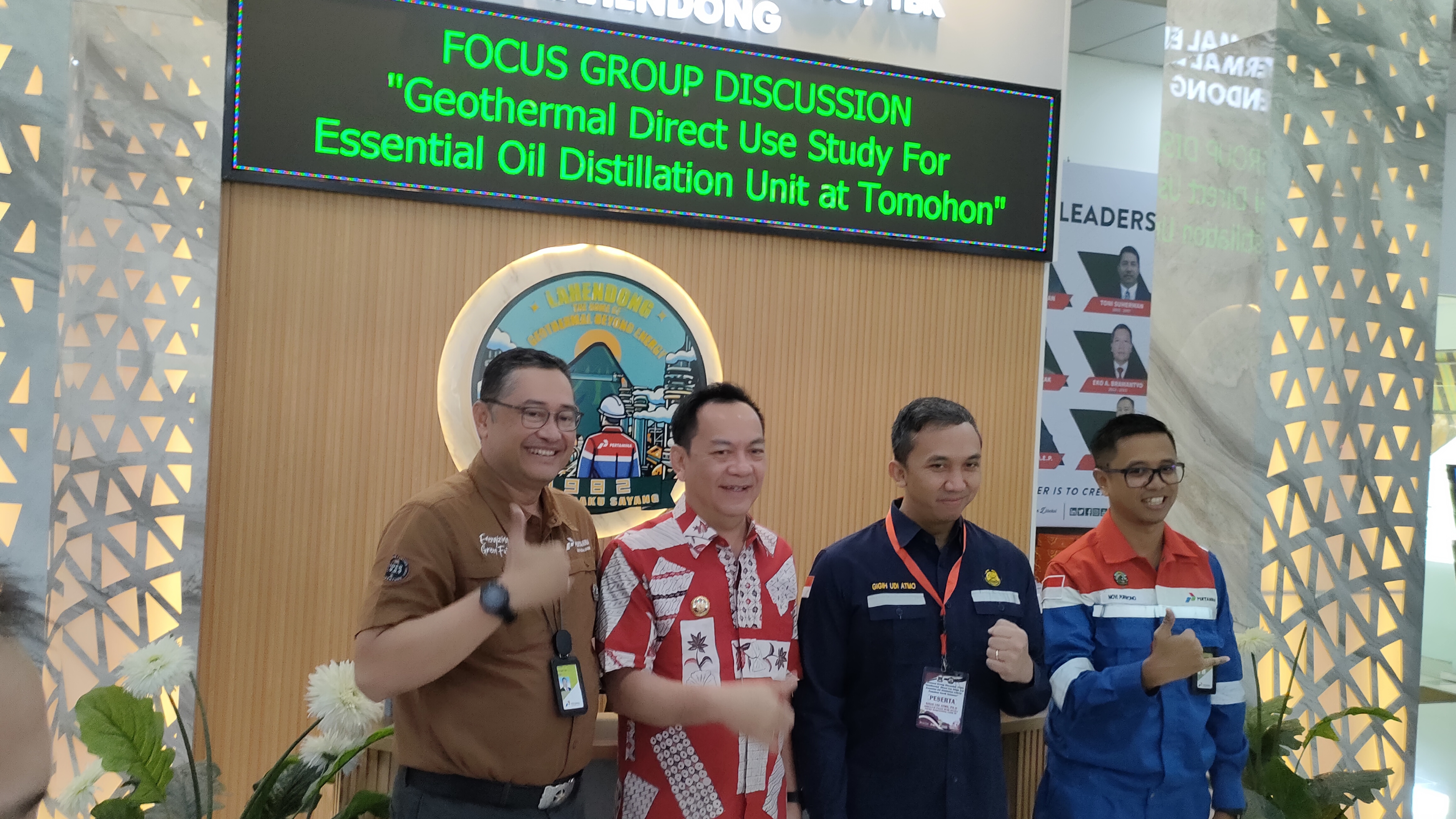 PT PGE Tbk Area Lahendong Fasilitasi FGD Geothermal Direct Use Study Essential Oil