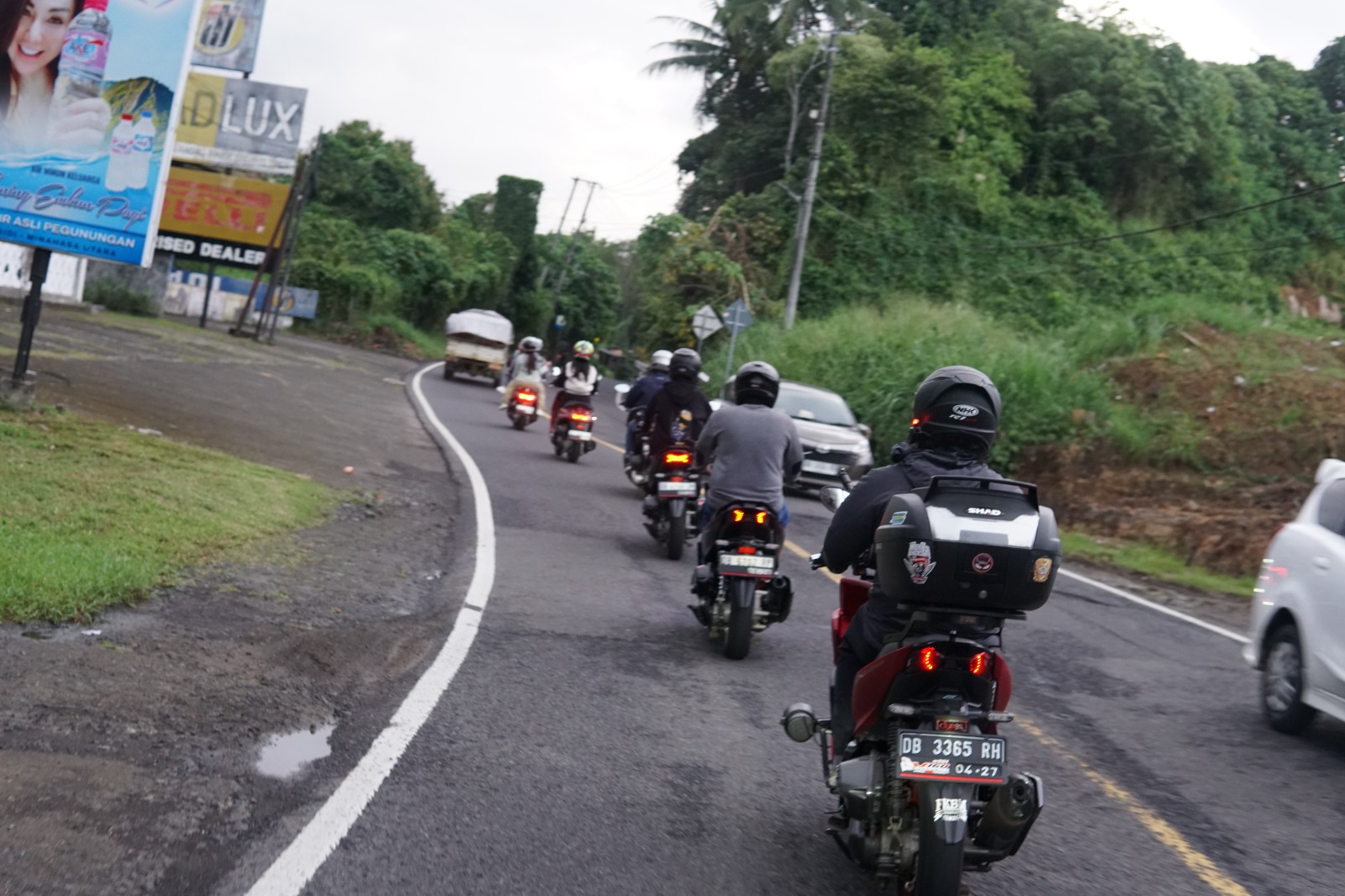 Ini Tips Touring Akhir Pekan dengan Motor Honda