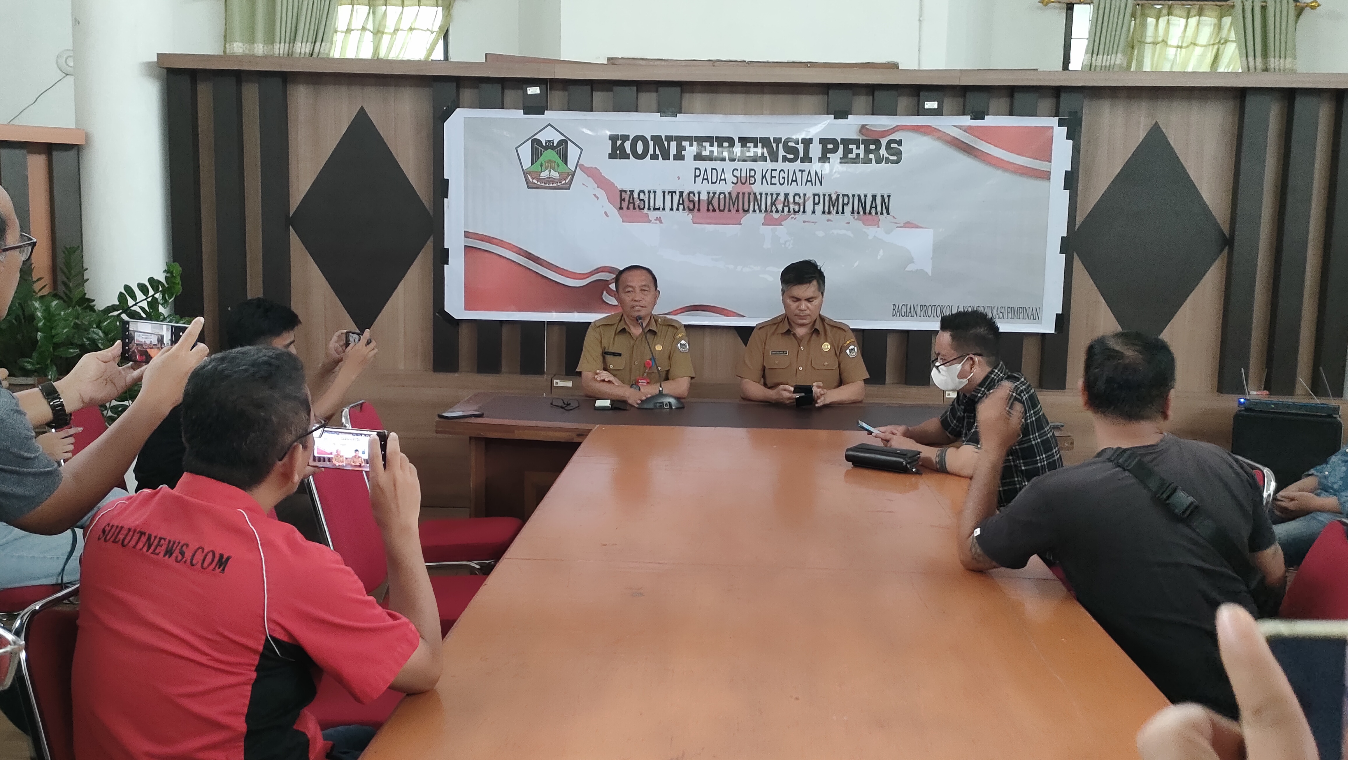 DR Karel Lala: Kebijakan Nasional, Pupuk Bersubsidi Hanya Produksi Cabe, Jagung, dan Padi