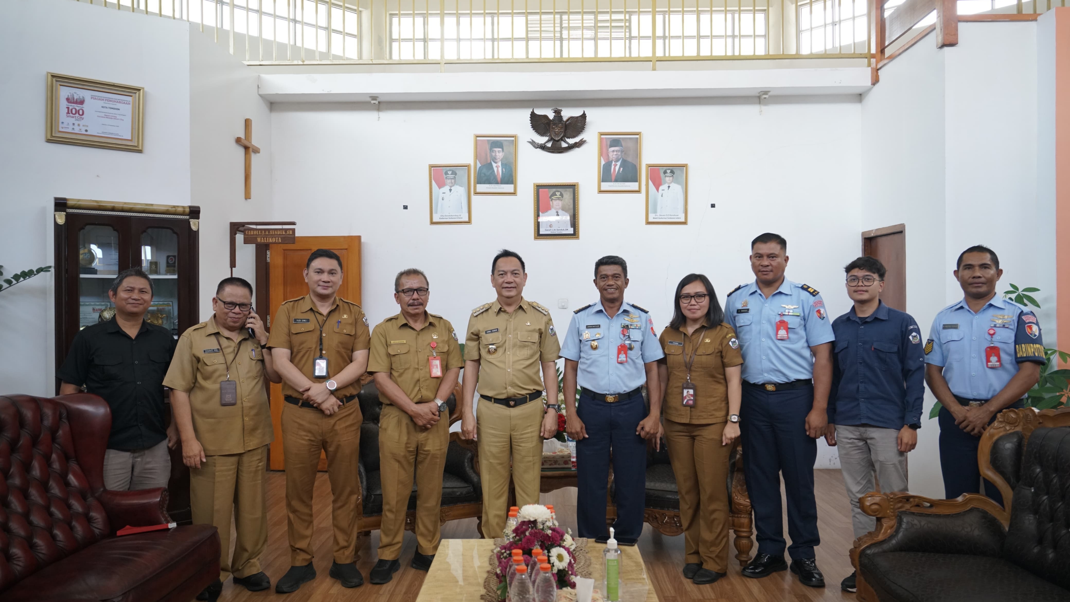 Bahas Cabor Aero Sport, Walikota Caroll Terima Kunjungan Petinggi Lanud Sam Ratulangi