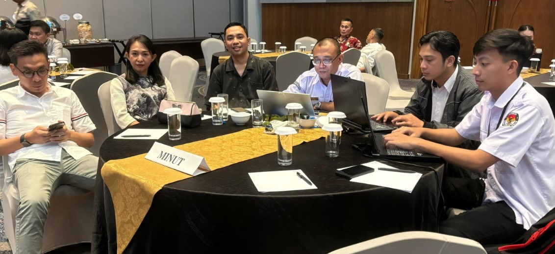 KPU Minut Ikuti Rakor Pemungutan dan Penghitungan serta Rekapitulasi KPU Minut Ikuti Rakor Pemungutan dan Penghitungan serta Rekapitulasi