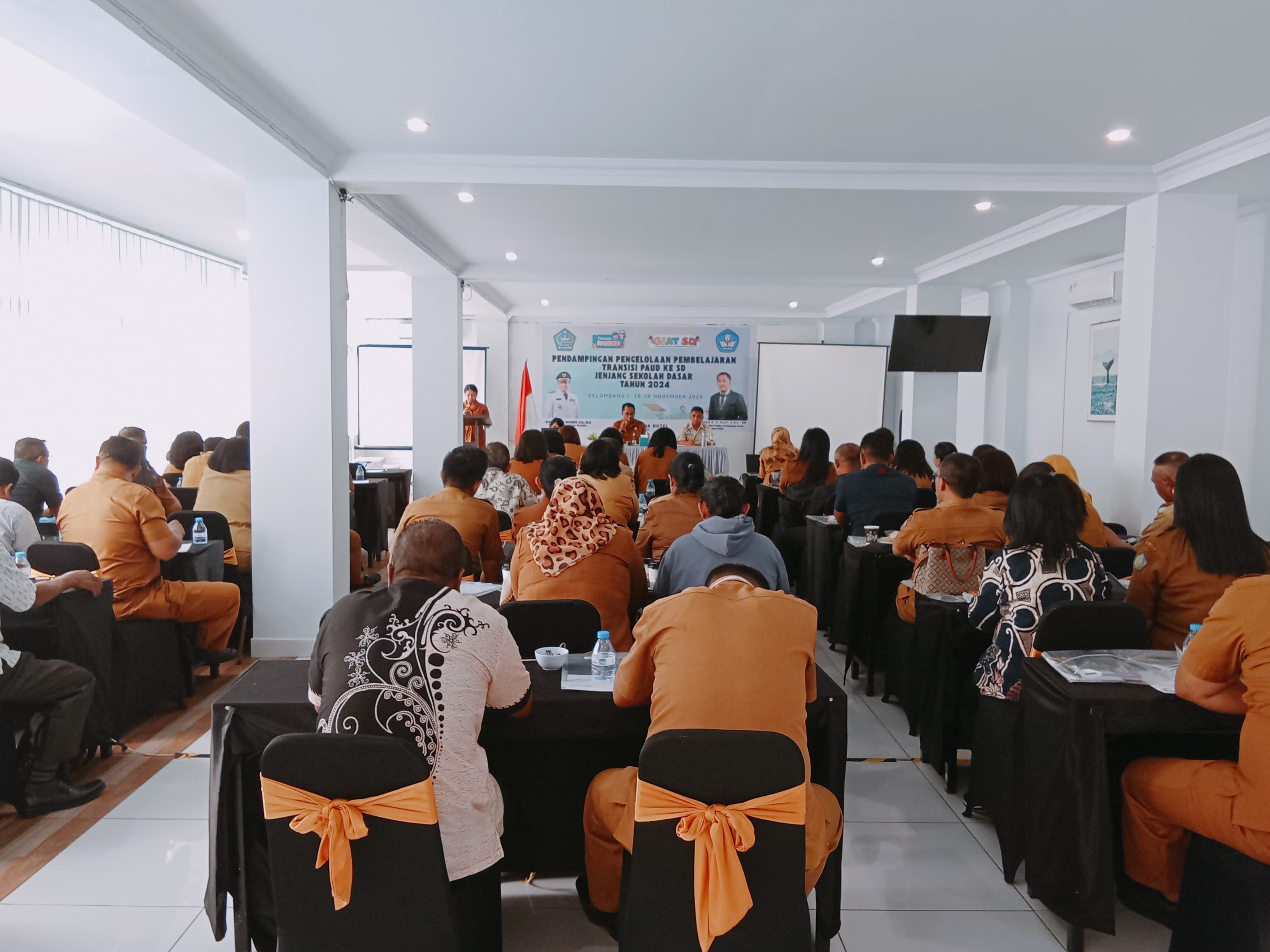 Dinas Dikbud Sangihe Gelar Pendampingan Pengelolaan Pembelajaran Untuk Tingkatkan SDM Guru. Dinas Dikbud Sangihe Gelar Pendampingan Pengelolaan Pembelajaran Untuk Tingkatkan SDM Guru.