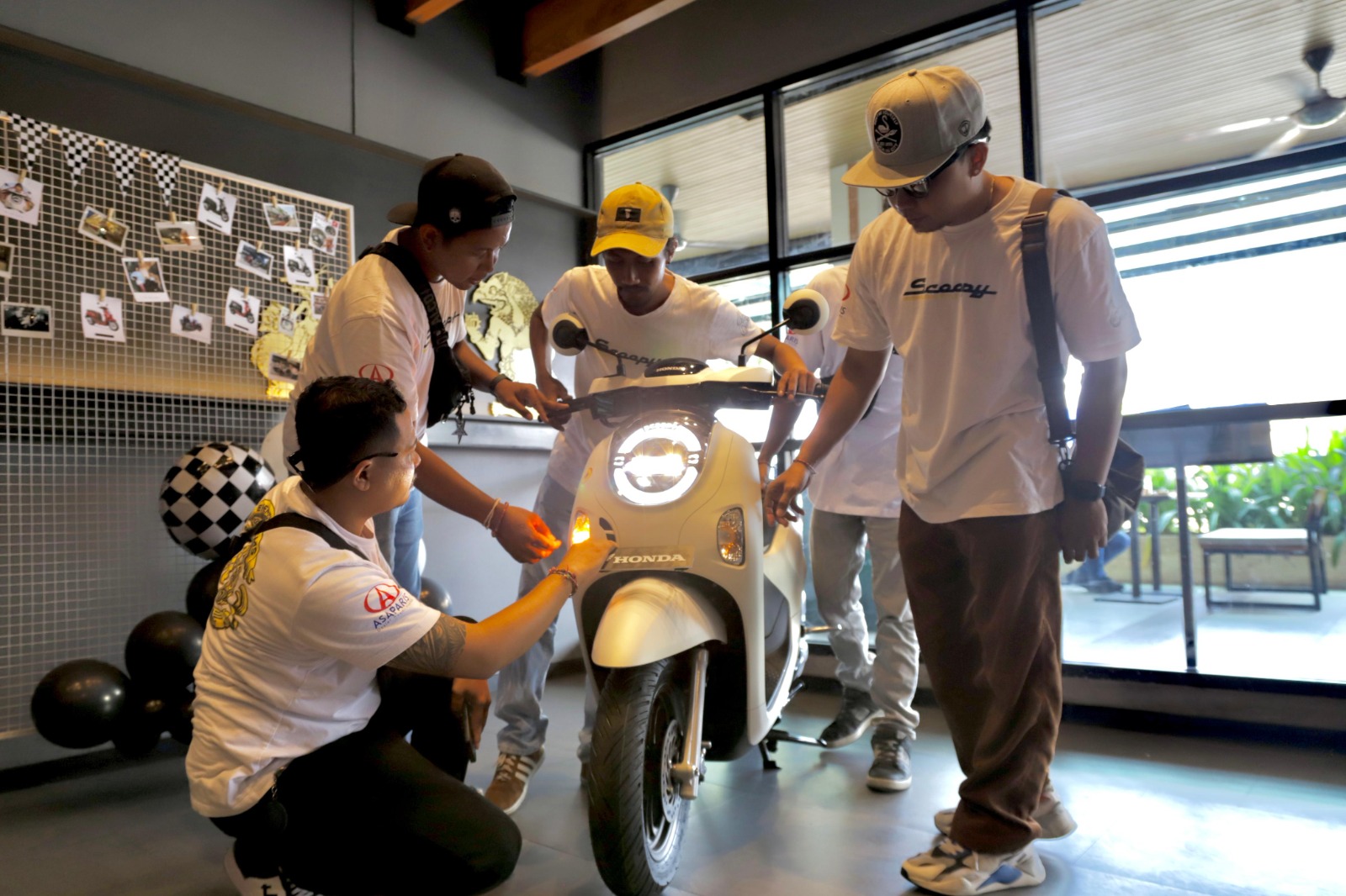 New Honda Scoopy, Aksesoris Modis dengan 4 Varian dan 8 Warna