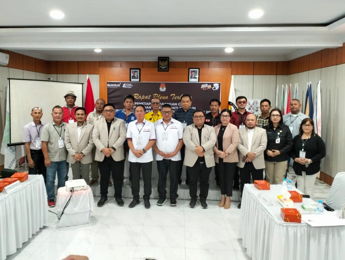 Pleno KPU Minsel Tetapkan FDW -TK Pemenang Pilkada Minsel.