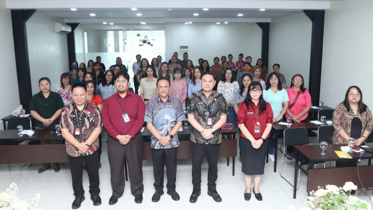 Dibuka Edwin Roring, Dispar Tomohon Gelar Pelatihan Digitalisasi Industri Pariwisata Dibuka Edwin Roring, Dispar Tomohon Gelar Pelatihan Digitalisasi Industri Pariwisata