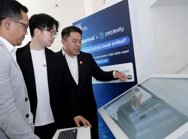 Telkomsel dan Perplexity Jalin Kolaborasi Strategis Perluas Adopsi AI Telkomsel dan Perplexity Jalin Kolaborasi Strategis Perluas Adopsi AI