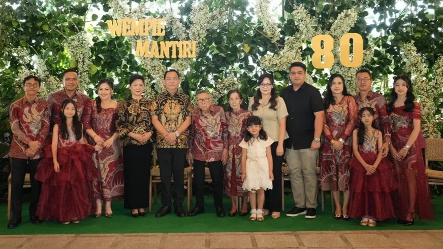 Caroll-Sendy Ikut Syukuri Ultah ke-80 Wempy Mantiri (Ayah Simon Aloysius Mantiri), Tokoh Penting Bagi Kelompok Anak Muda Era Tahun 80-an Cheq Choq Clan Tomohon