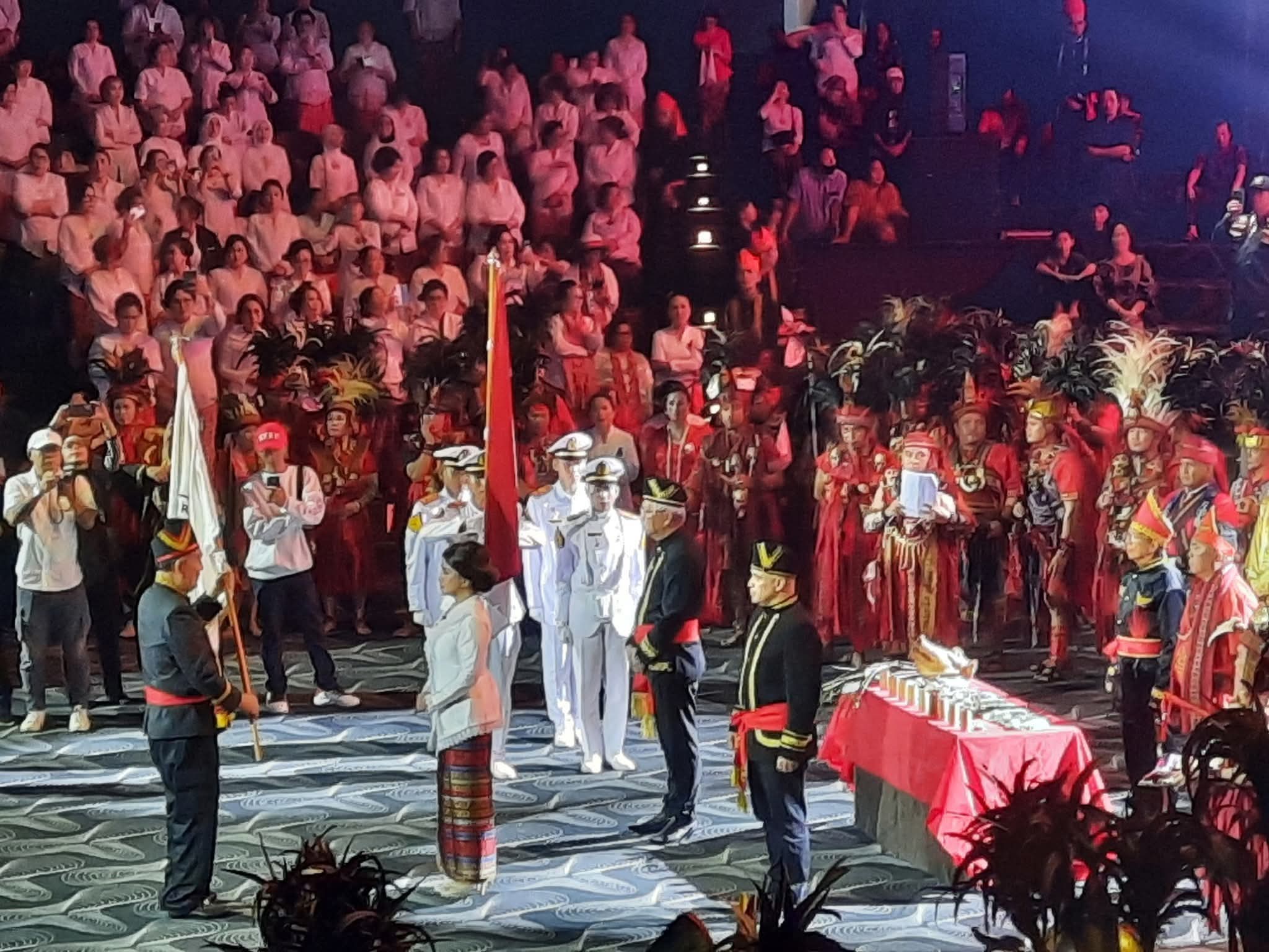 Merawat Tradisi Budaya, DPP KKK Dilantik dengan Prosesi Adat Minahasa Merawat Tradisi Budaya, DPP KKK Dilantik dengan Prosesi Adat Minahasa