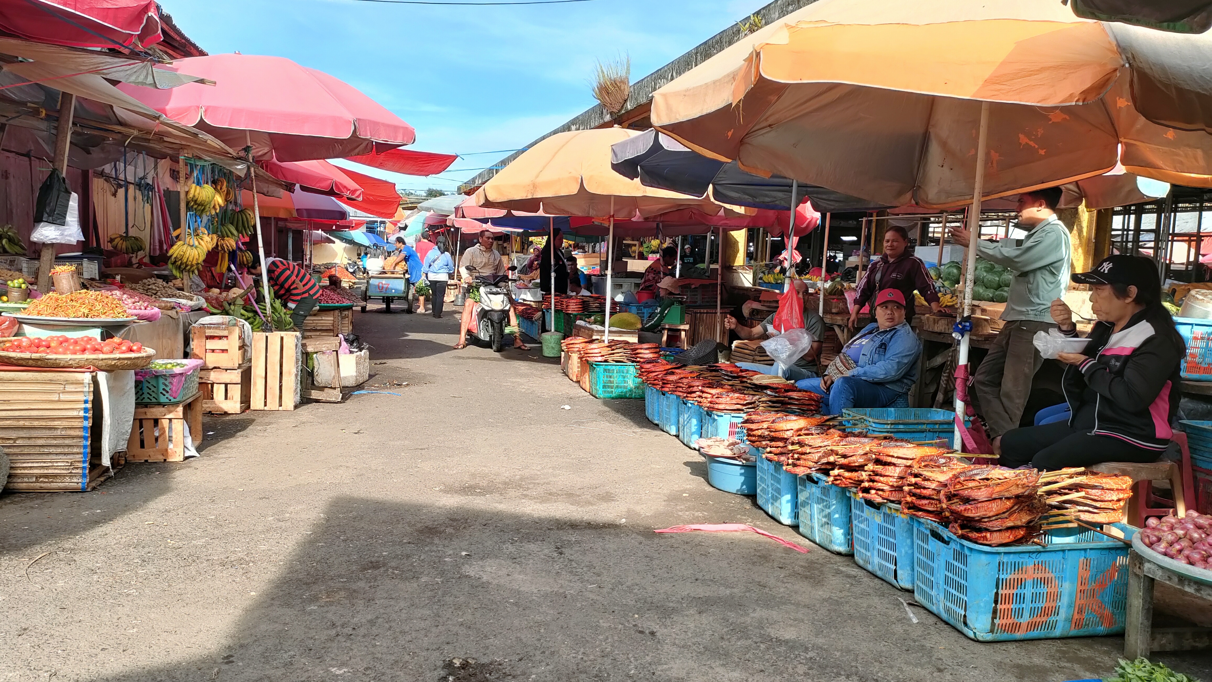 Kebersihan Pasar Beriman Terus Dijaga