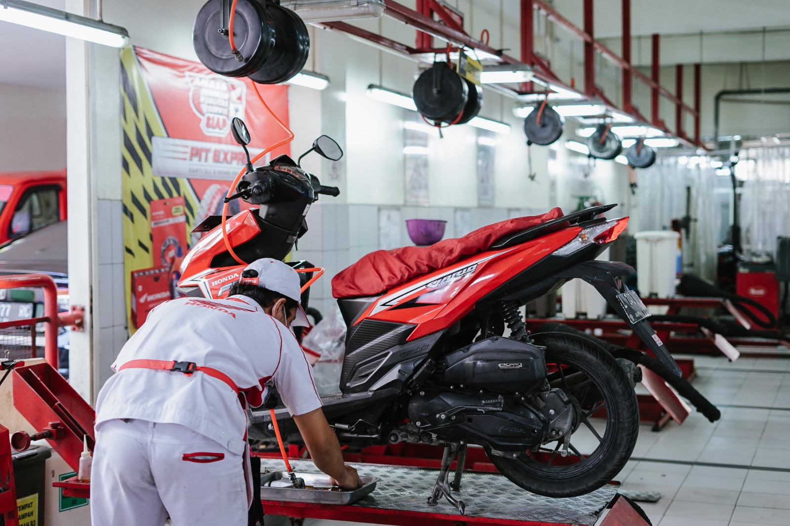 7 Komponen Perawatan Motor Honda, Hemat Bahan Bakar 7 Komponen Perawatan Motor Honda, Hemat Bahan Bakar