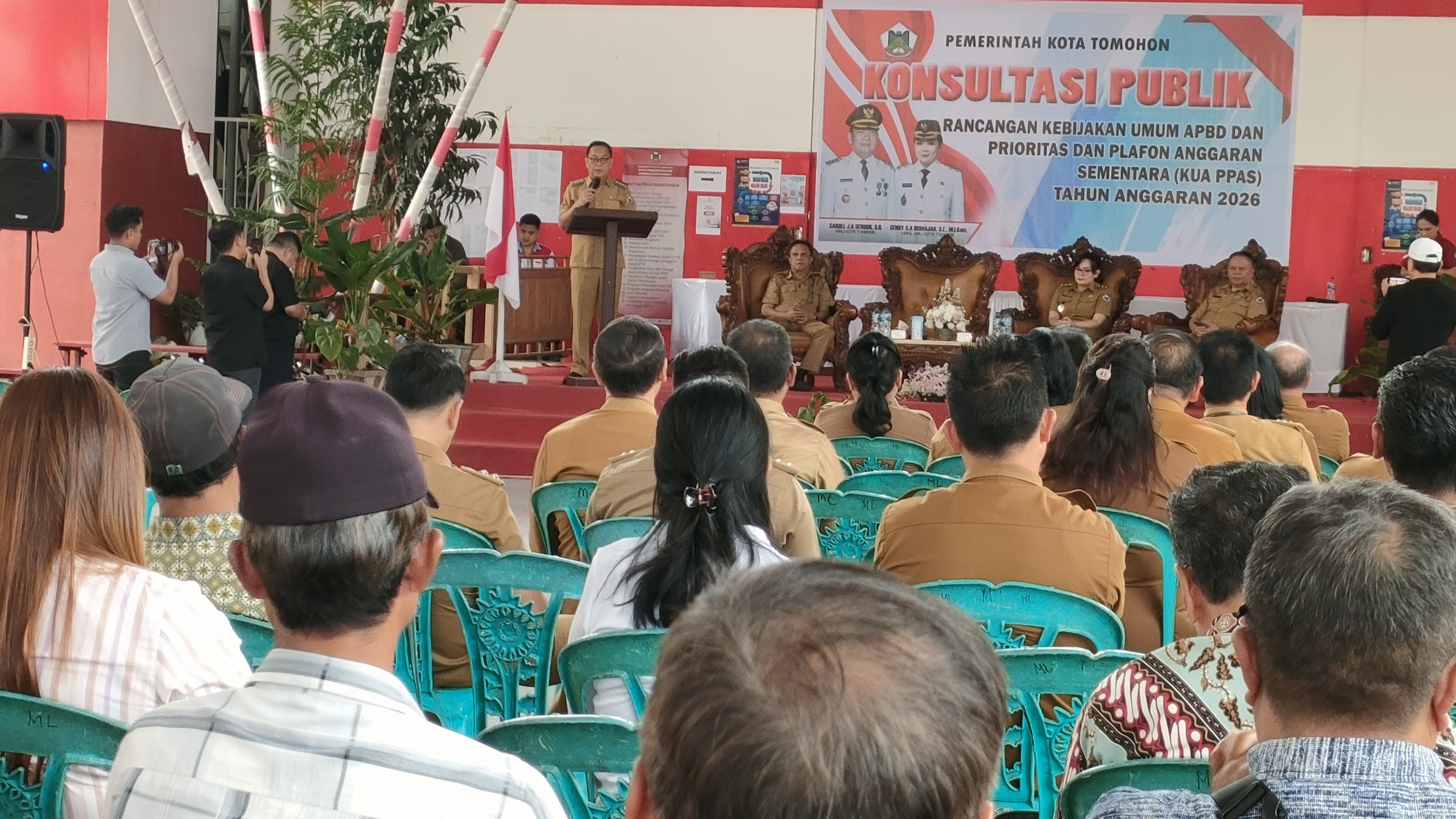 Caroll – Sendy Pimpin Konsultasi Publik KUA/PPAS Kota Tomohon Tahun 2026 Caroll – Sendy Pimpin Konsultasi Publik KUA/PPAS Kota Tomohon Tahun 2026