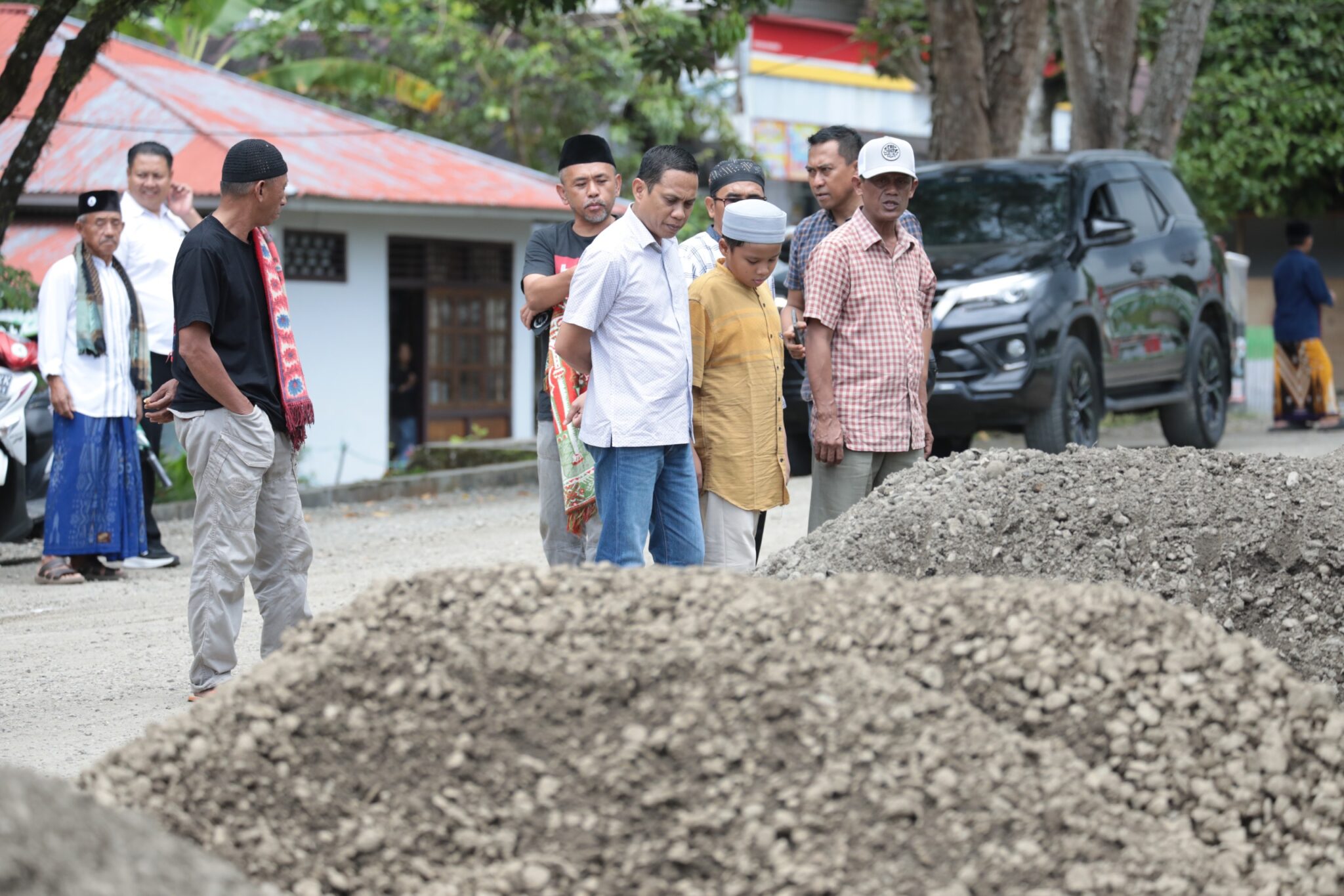 Tinjau Perbaikan Jalan A.P. Mokoginta, Weny Gaib: Terima Kasih Gubernur Sulut atas Perhatian Infrastruktur di Kotamobagu Tinjau Perbaikan Jalan A.P. Mokoginta, Weny Gaib: Terima Kasih Gubernur Sulut atas Perhatian Infrastruktur di Kotamobagu
