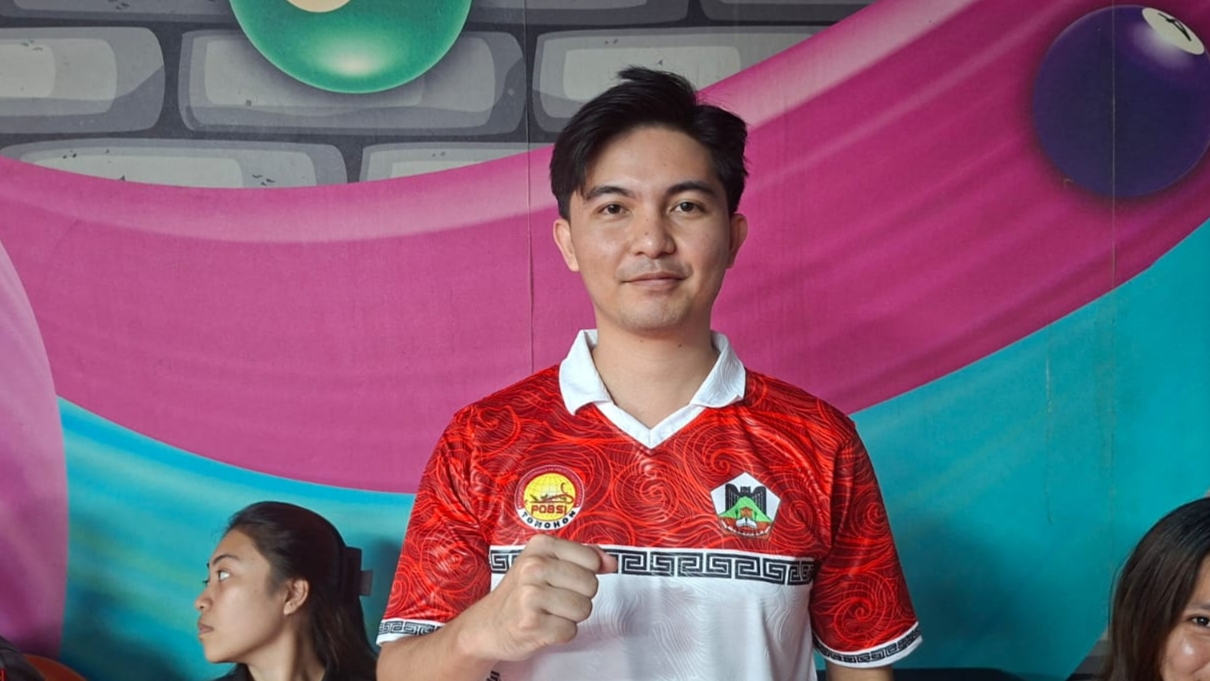 Biliar Tomohon Raih Emas, Poluan Harap Bisa Motivasi Atlit Cabor Lain Terus Berjuang Biliar Tomohon Raih Emas, Poluan Harap Bisa Motivasi Atlit Cabor Lain Terus Berjuang