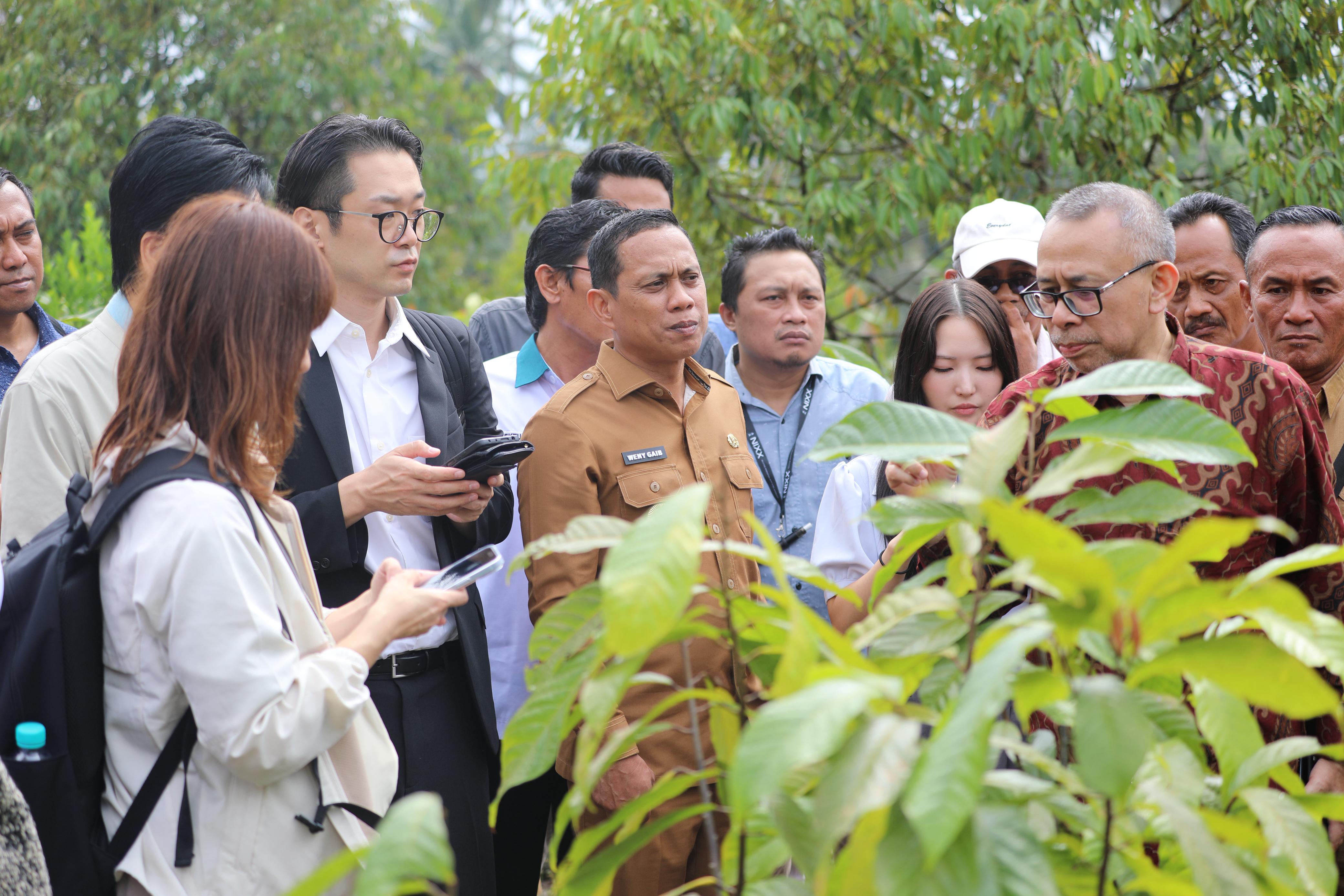 Wali Kota dr. Weny Gaib Sambut Investor Jepang, Bahas Kerja Sama Pengembangan Kakao di Bolaang Mongondow Raya