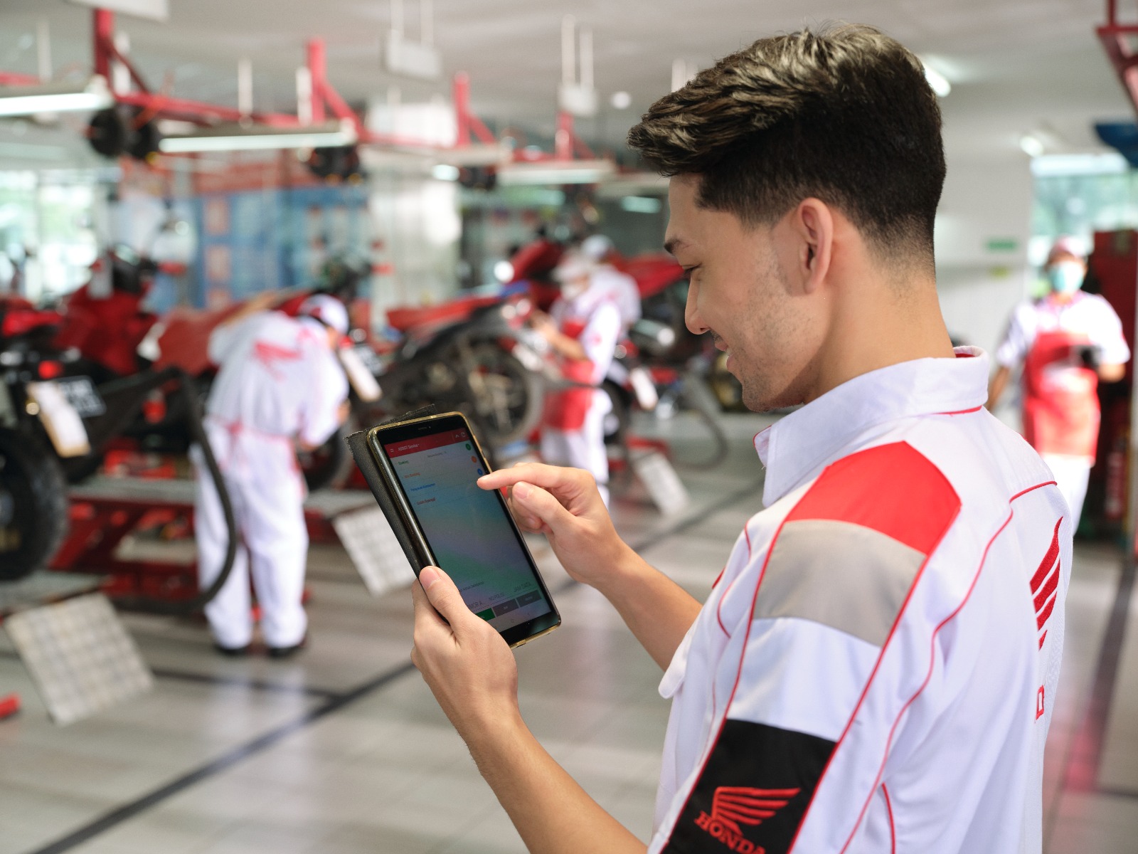 Promo Layanan Spesial Februari AHASS, Manjakan Konsumen Promo Layanan Spesial Februari AHASS, Manjakan Konsumen