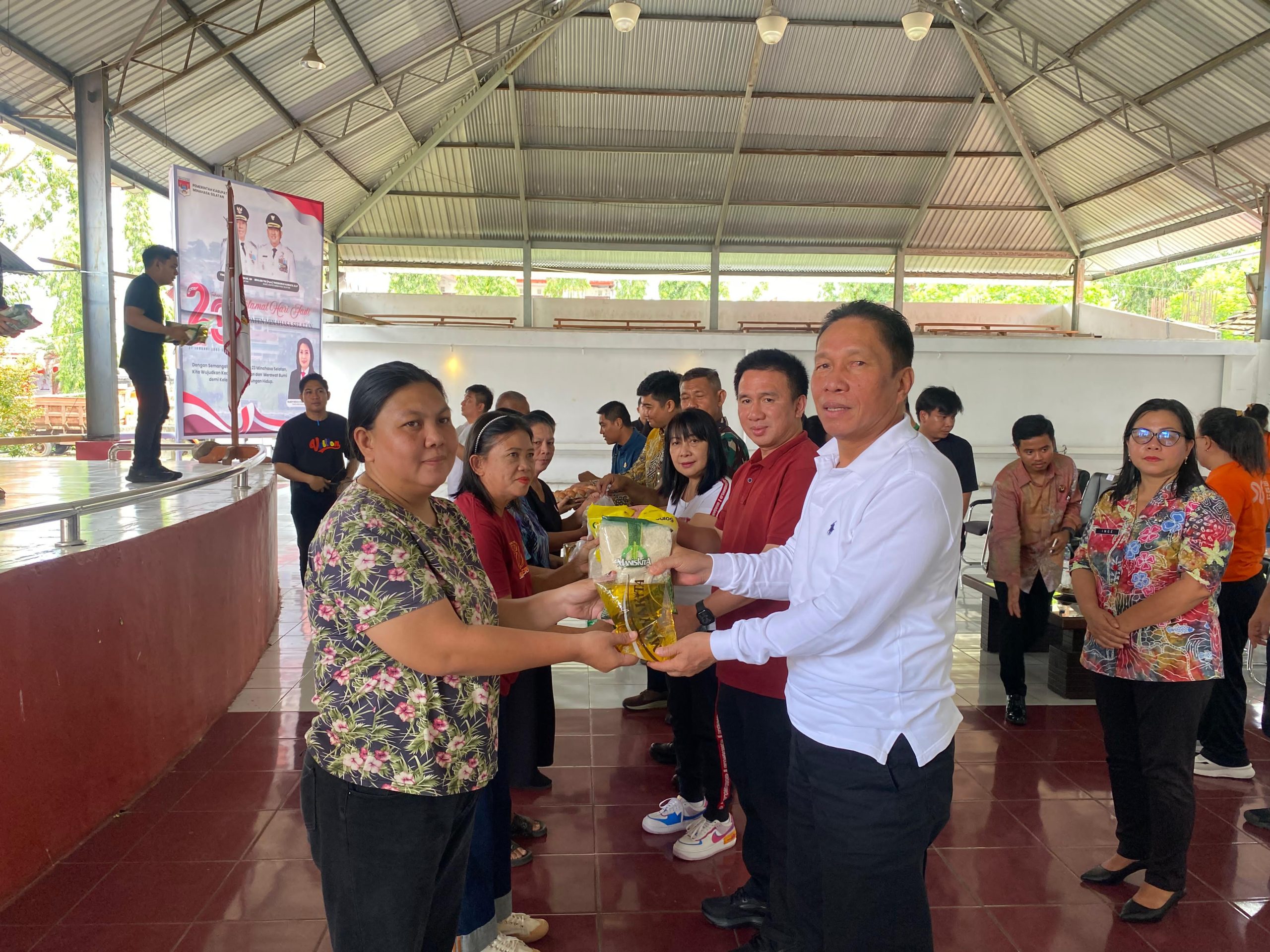 Pemkab Minsel Pastikan Ketersediaan Bahan Pangan Pokok Pemkab Minsel Pastikan Ketersediaan Bahan Pangan Pokok