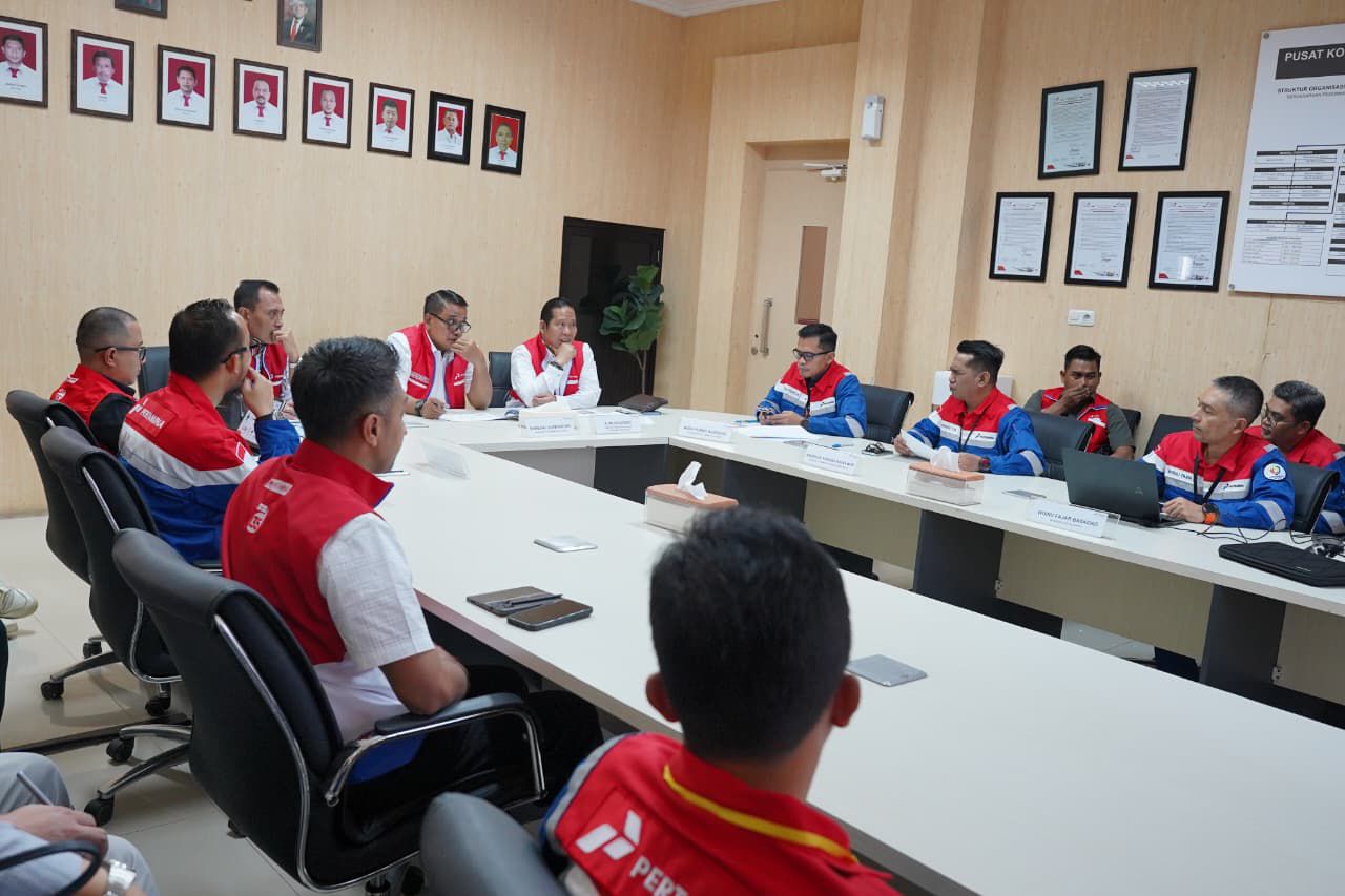 Pertamina Patra Niaga Regional Sulawesi Pastikan Kesiapan Avtur di AFT Hasanuddin Pertamina Patra Niaga Regional Sulawesi Pastikan Kesiapan Avtur di AFT Hasanuddin